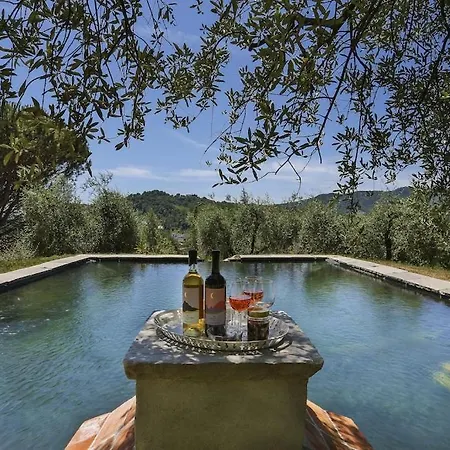 Fully Serviced With Breathtaking Views Villa Lucca