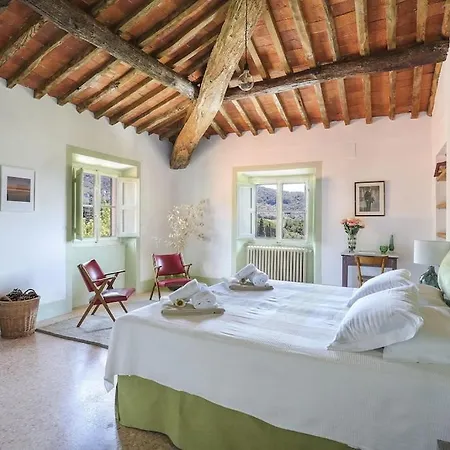 Villa Fully Serviced With Breathtaking Views *