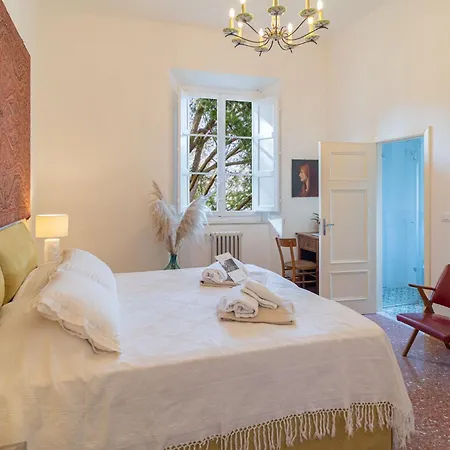 Fully Serviced With Breathtaking Views Villa Lucca